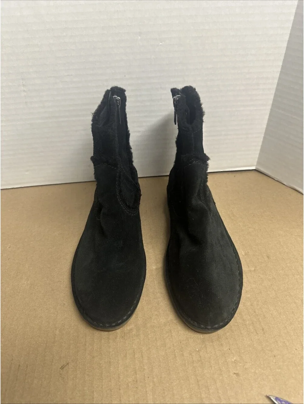 Ugg Catica Women's Black Suede Leather Mid Calf Ankle Boots S/N 1096913 Size 6